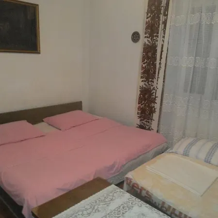 Viktor House Apartamento Sveti Filip i Jakov